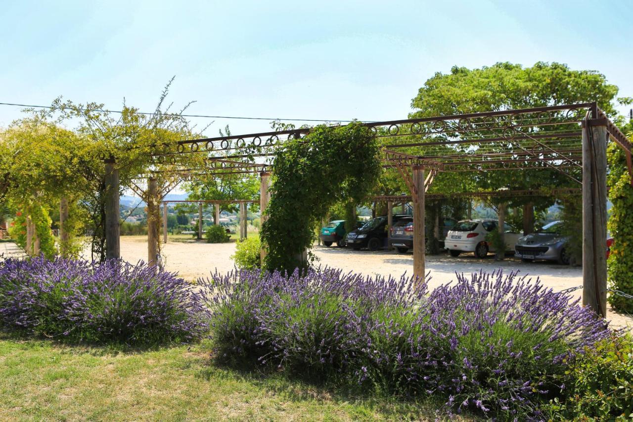 Mas De La Tour Hotel Gargas  Exterior photo